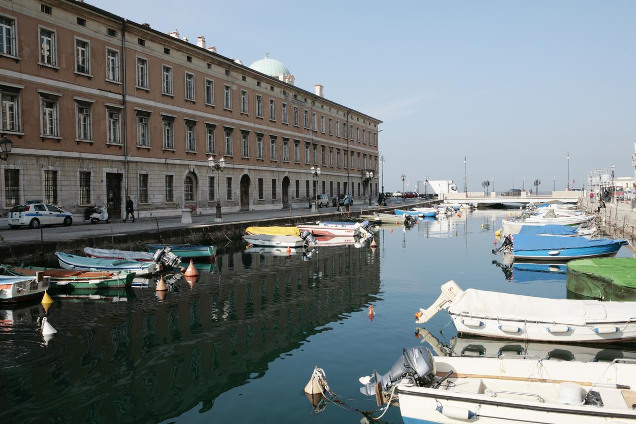 Residence Theresia- Tailor Made Stay Trieste Bagian luar foto