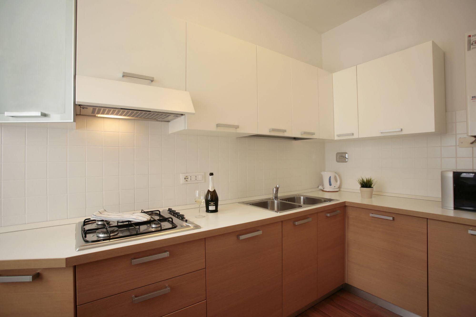 Residence Theresia- Tailor Made Stay Trieste Bagian luar foto