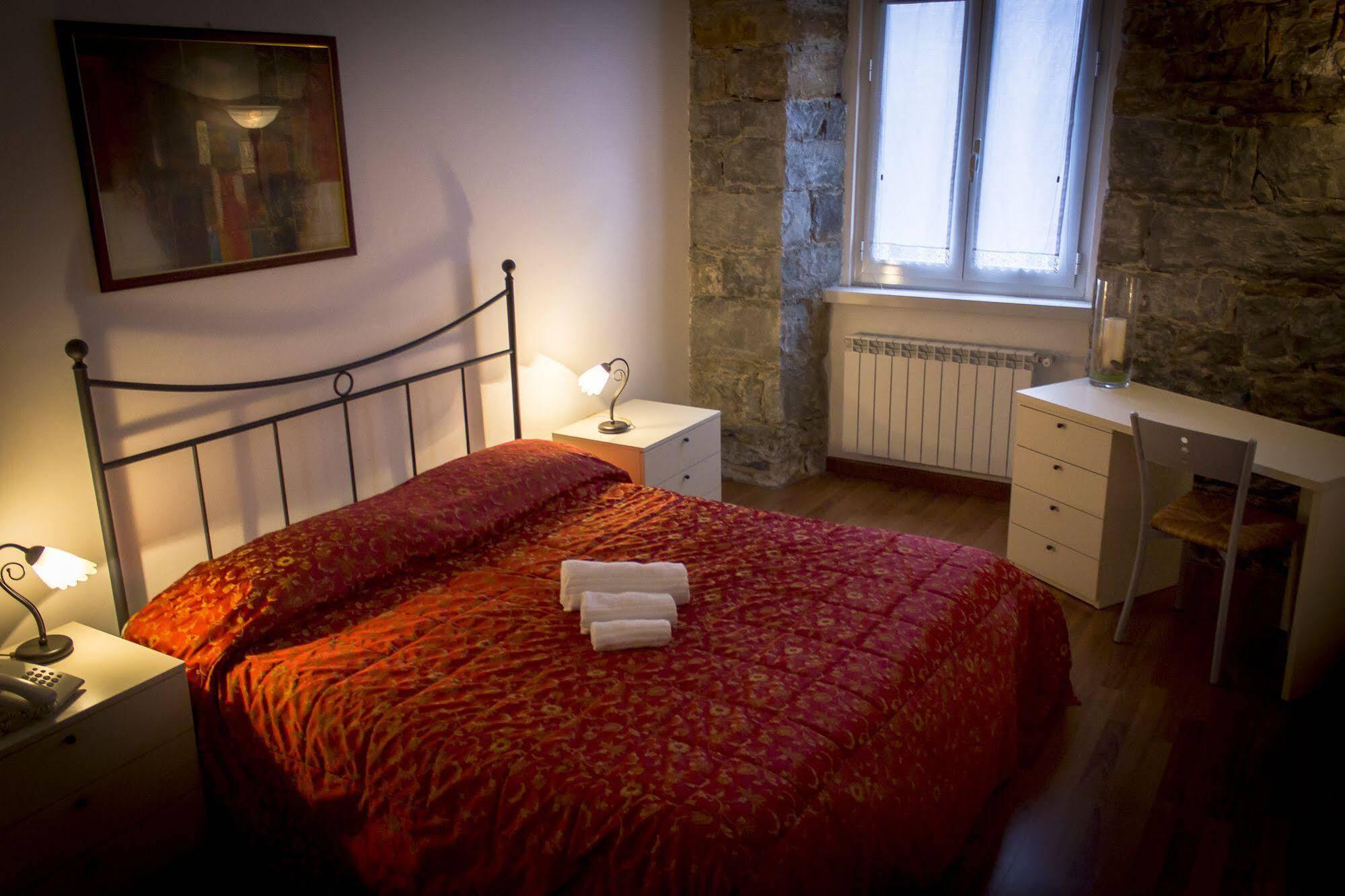 Residence Theresia- Tailor Made Stay Trieste Bagian luar foto